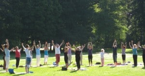 Yoga im Park 3